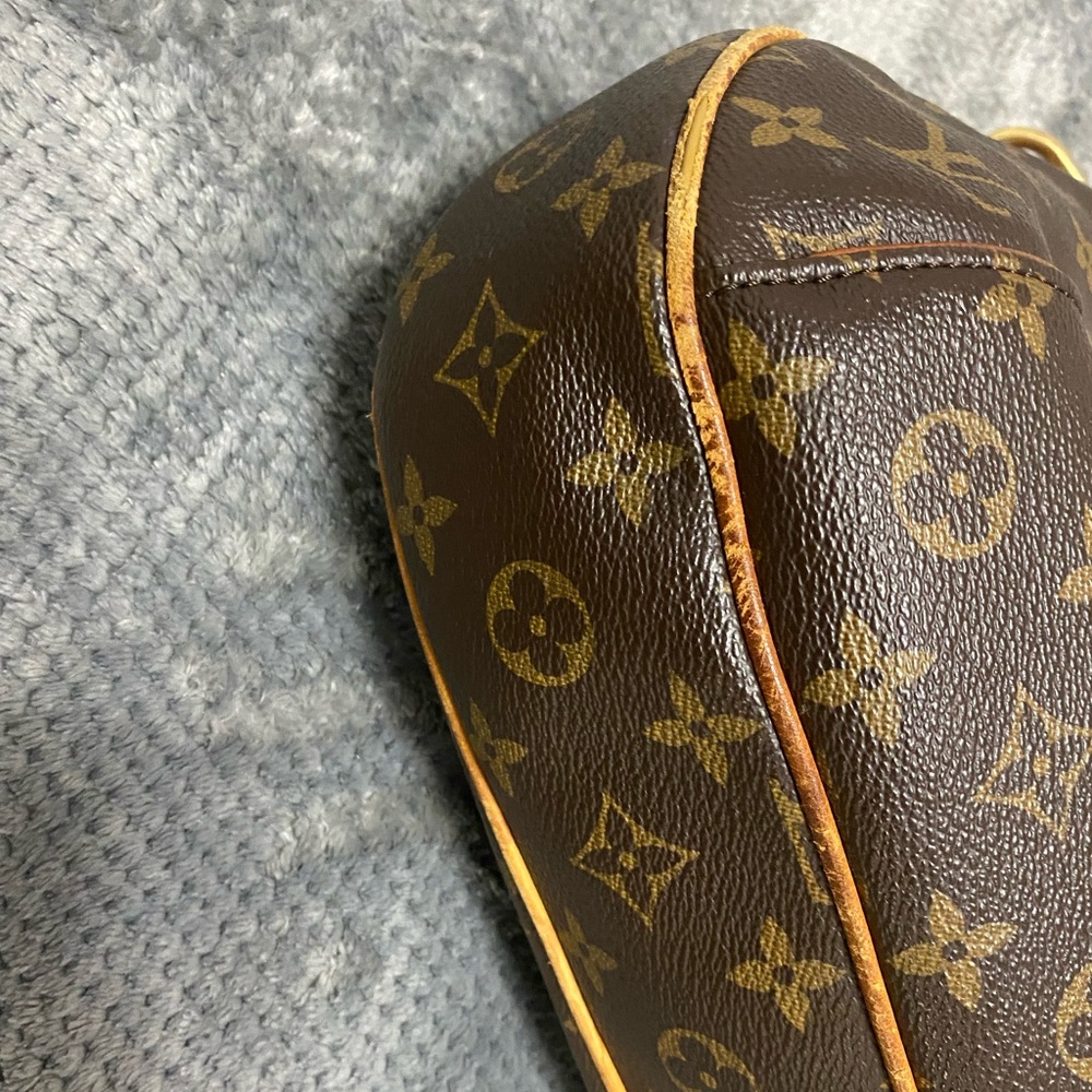 Louis Vuitton Thames Monogram GM Bag - Picture 5 of 6